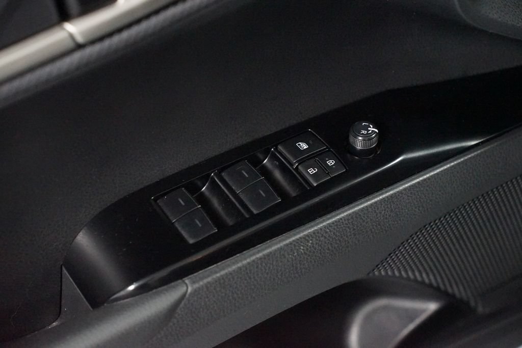 Certified 2025 Toyota Camry SE FWD image 32
