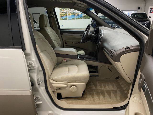 Used 2005 Buick Rendezvous CX image 18