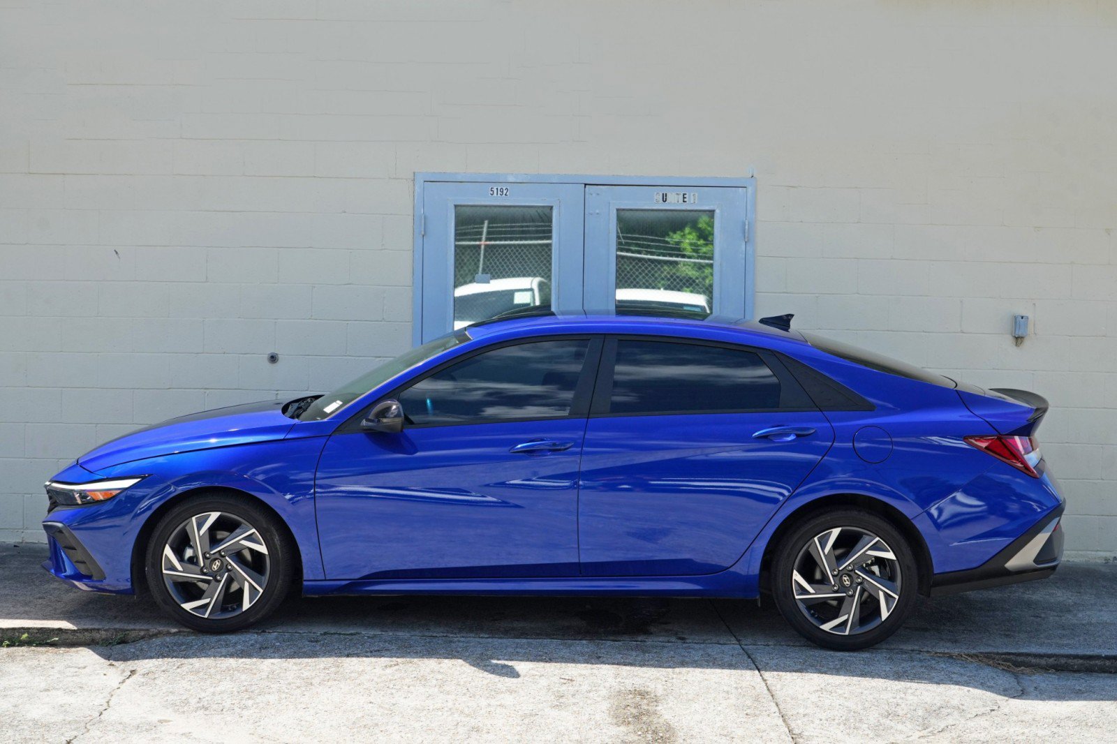 Used 2025 Hyundai Elantra SEL FWD image 45