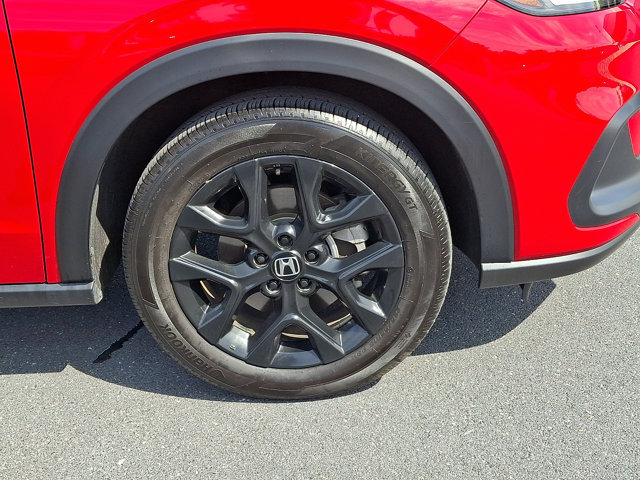 Certified 2025 Honda HR-V Sport image 9