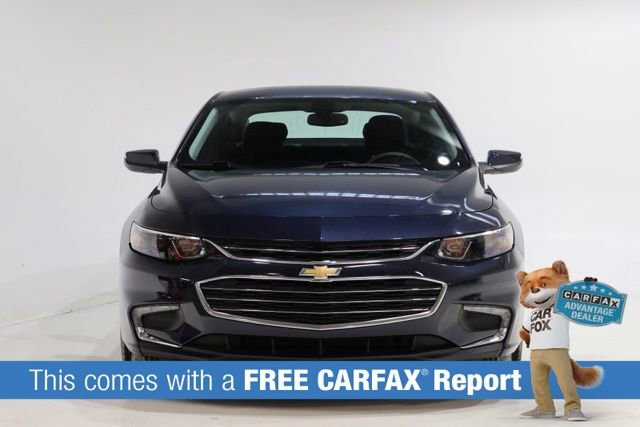 Used 2016 Chevrolet Malibu LT FWD image 2