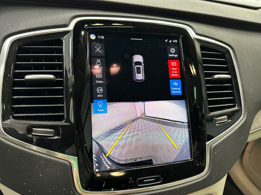 Used 2023 Volvo XC90 B5 Plus image 32