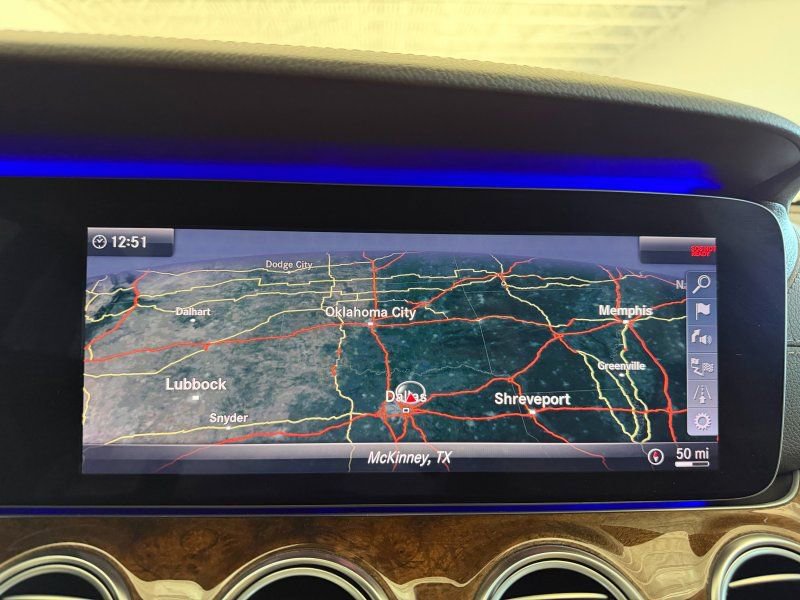 Used 2018 Mercedes-Benz E 400 4MATIC Wagon w/ Premium 2 Package image 24