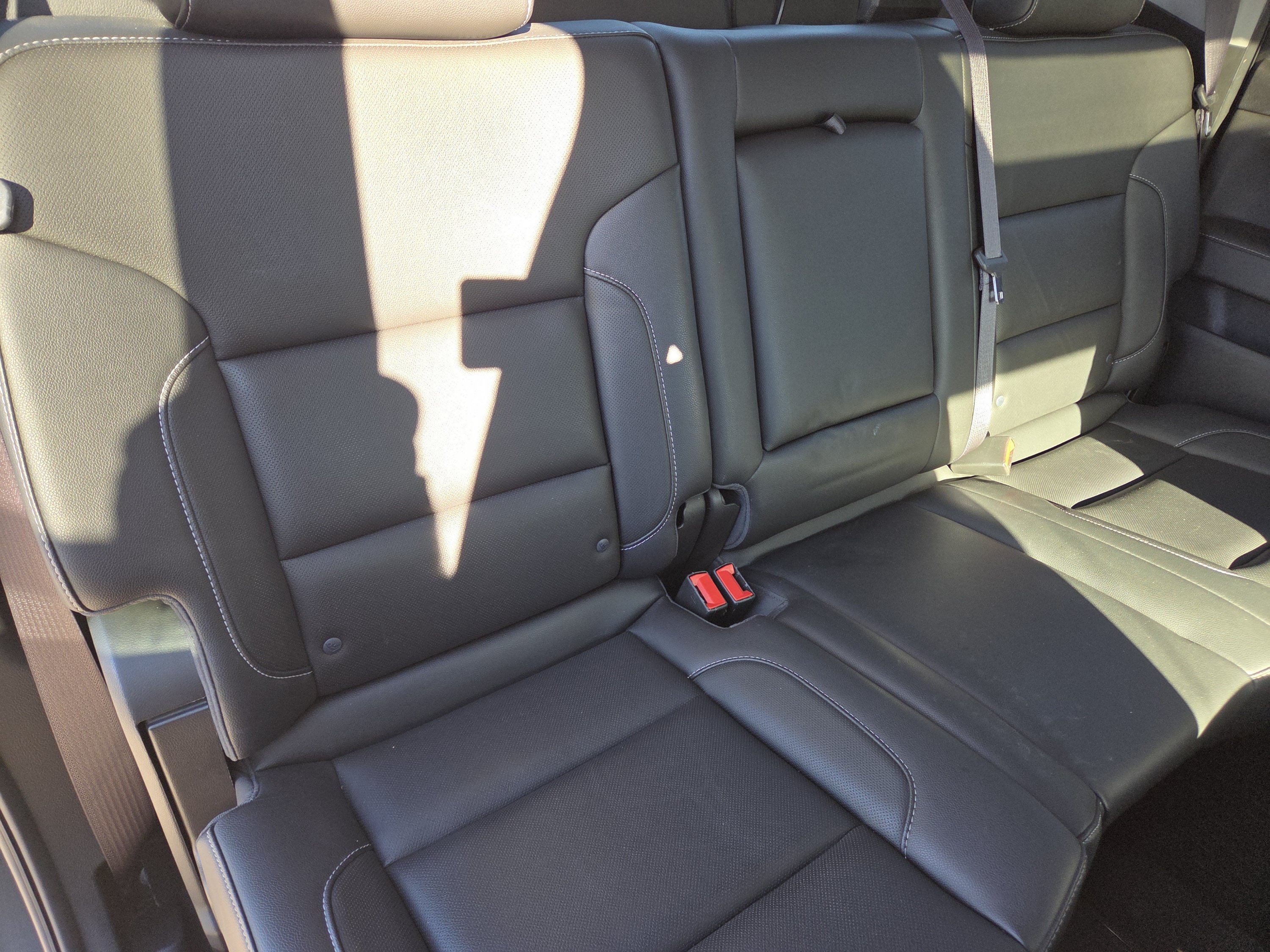 Used 2017 GMC Sierra 2500 SLT w/ Duramax Plus Package AWD/4WD image 5