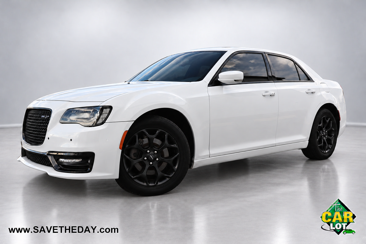 Used 2020 Chrysler 300 S w/ 300S Premium Group AWD/4WD image 2
