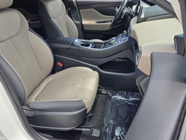 Used 2023 Hyundai Santa Fe SEL FWD image 16