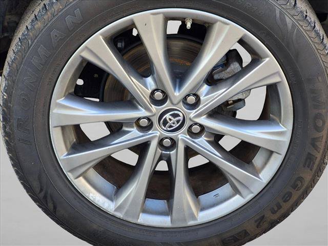 Used 2017 Toyota RAV4 Limited w/ Carpet Mat Package FWD image 15