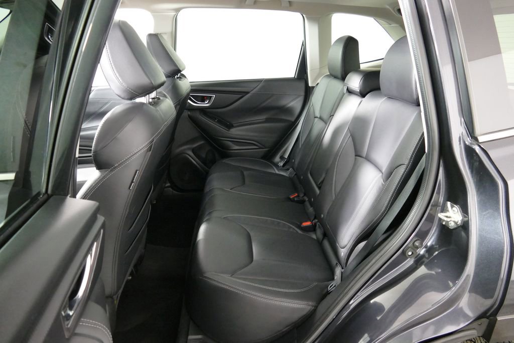 Used 2019 Subaru Forester Limited image 4
