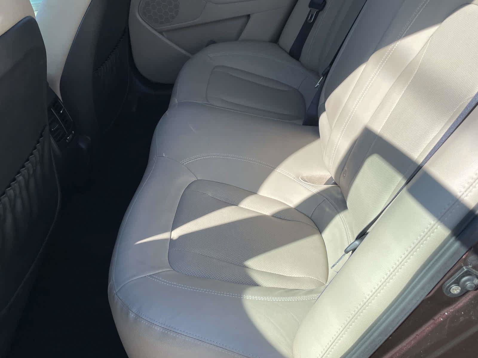 Used 2011 Kia Optima EX w/ Premium Pkg FWD image 10