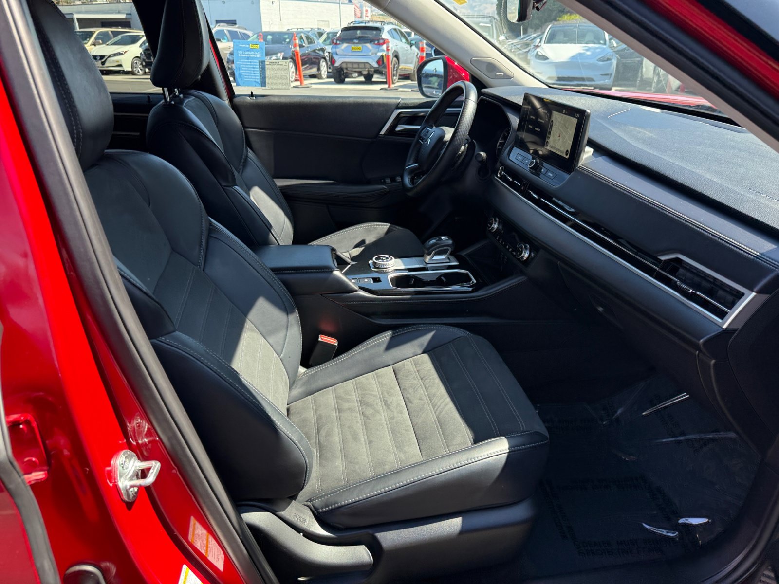 Used 2025 Mitsubishi Outlander SE FWD image 20