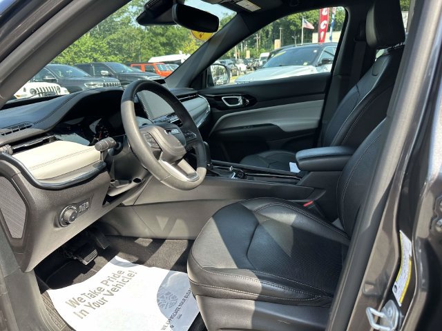 Certified 2023 Jeep Compass Limited AWD/4WD image 15