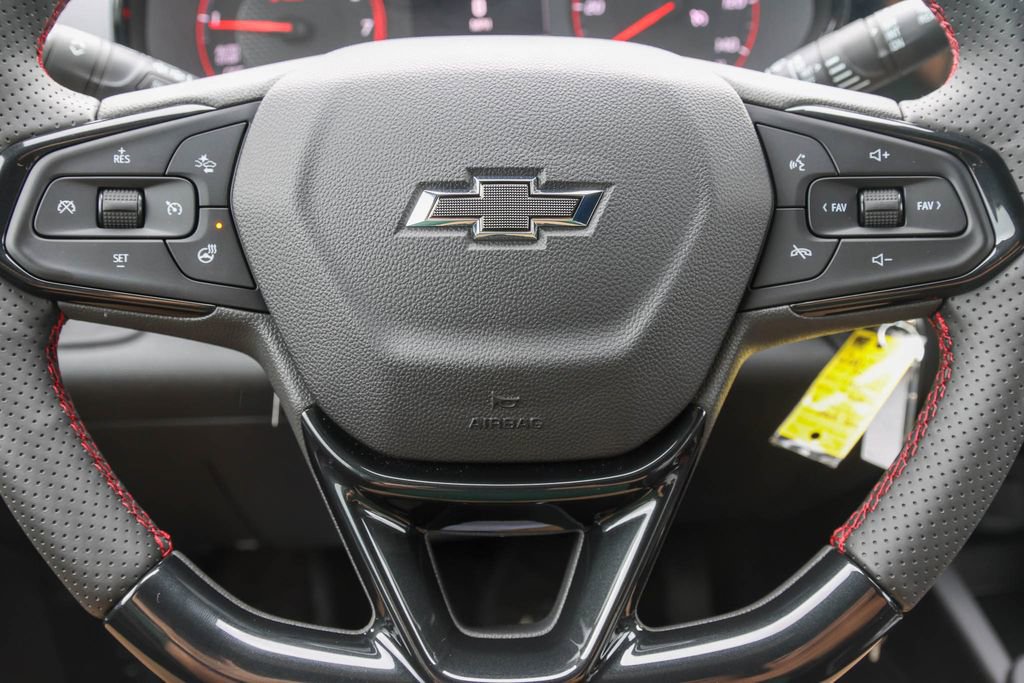 New 2026 Chevrolet Trax RS w/ Sunroof Package FWD image 20