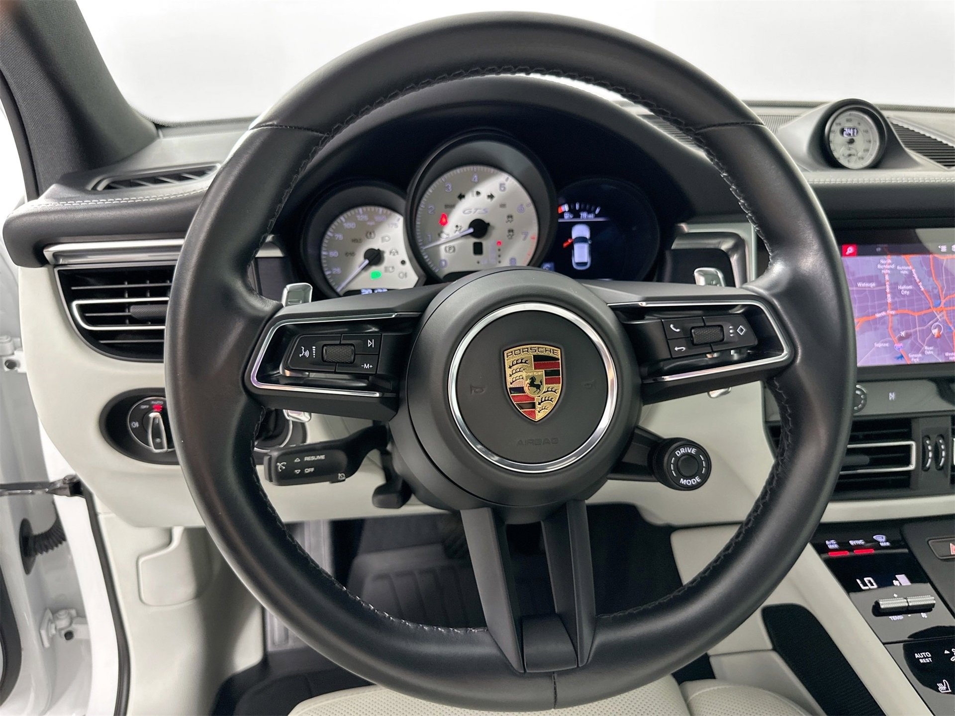 Certified 2022 Porsche Macan GTS image 20