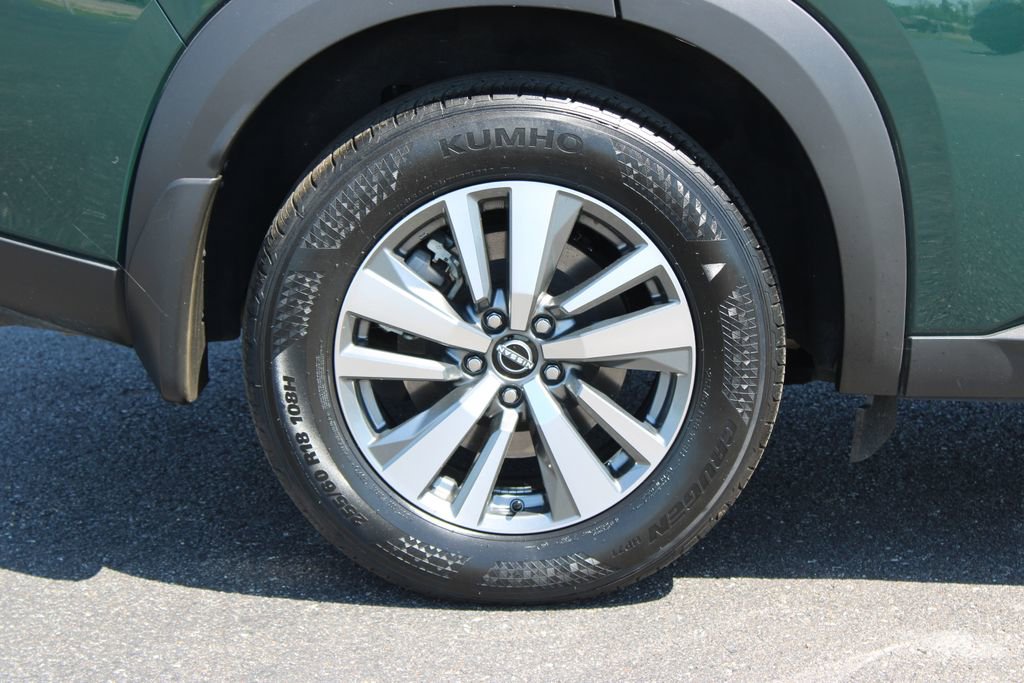 Used 2025 Nissan Pathfinder SL image 13