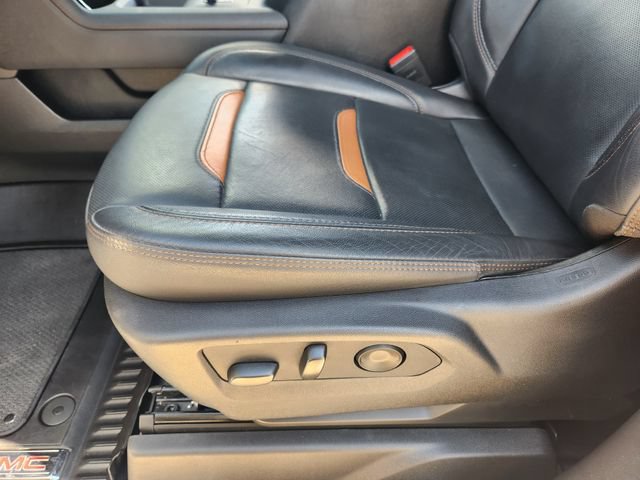 Used 2025 GMC Sierra 2500 AT4 w/ AT4 Premium Plus Package AWD/4WD image 25