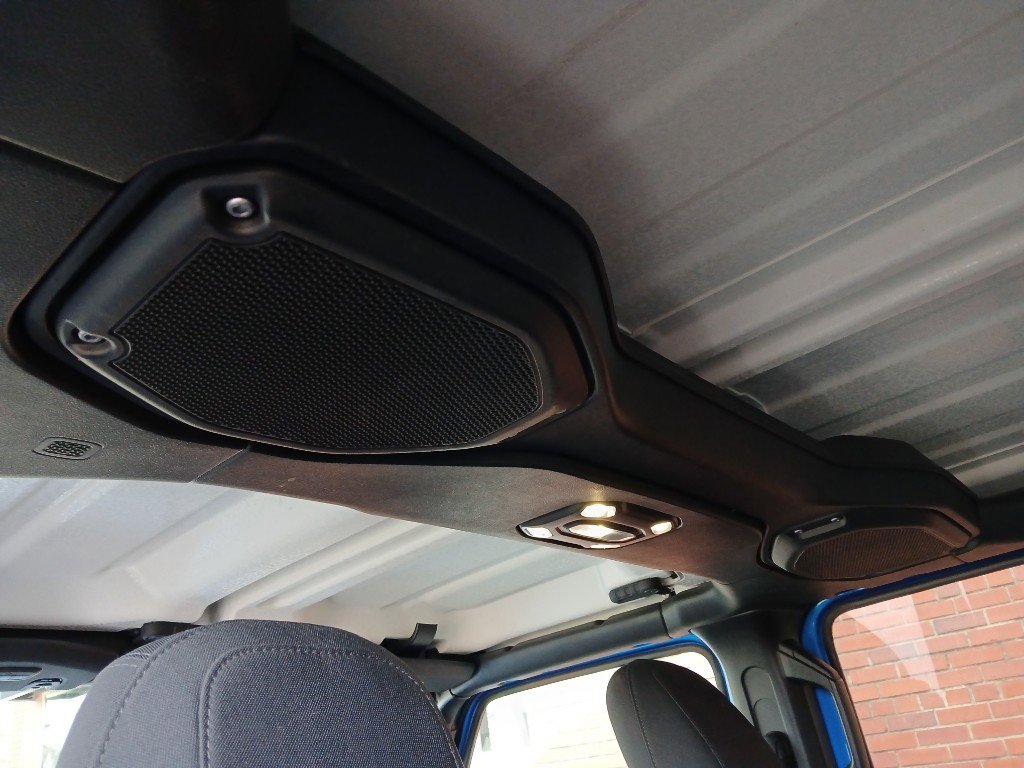 Used 2021 Jeep Gladiator Sport image 43