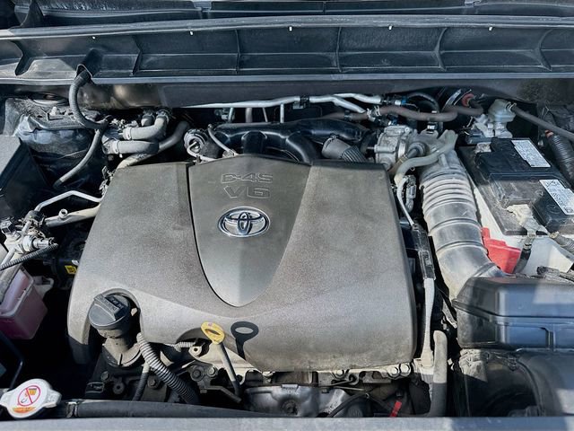 Used 2022 Toyota Highlander XLE image 31