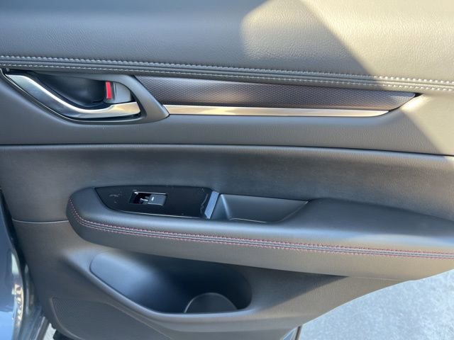 New 2025 MAZDA CX-5 Carbon Edition image 29