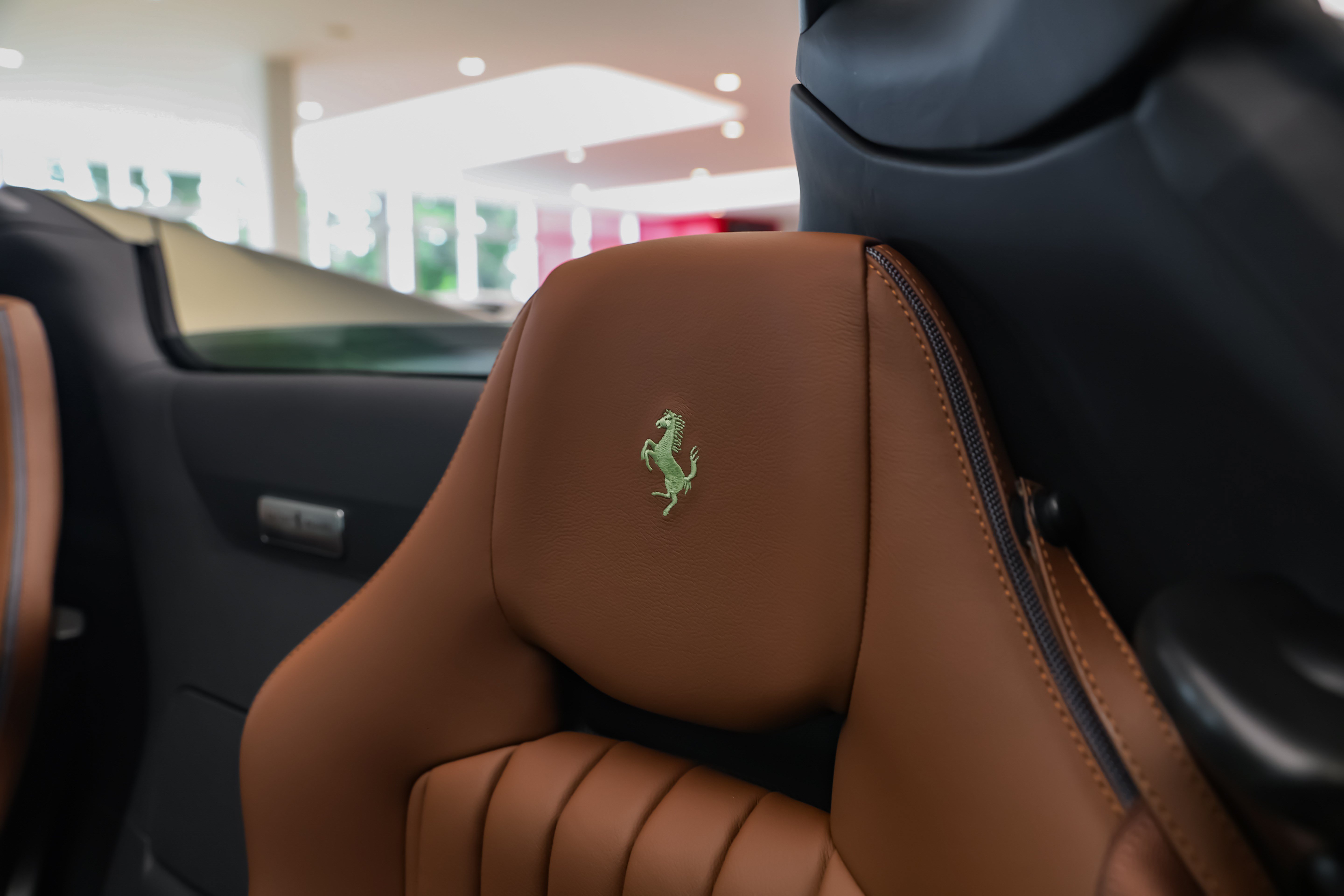Used 2021 Ferrari 812 GTS RWD image 43