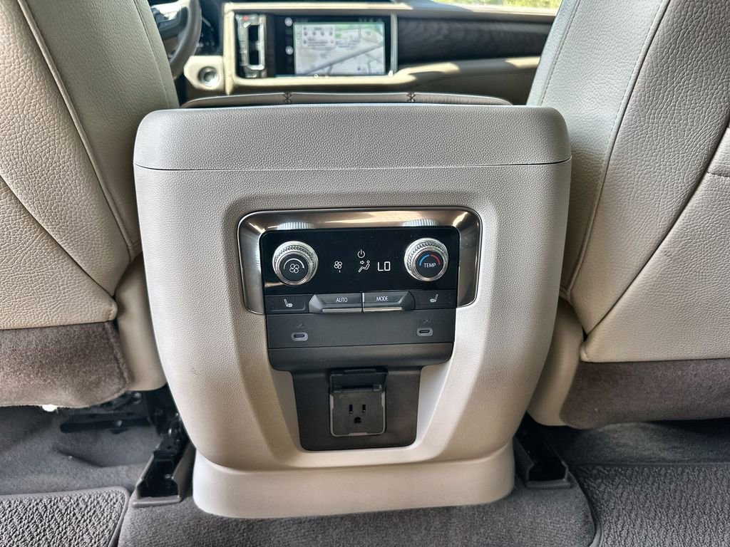 Certified 2022 GMC Yukon XL Denali image 21