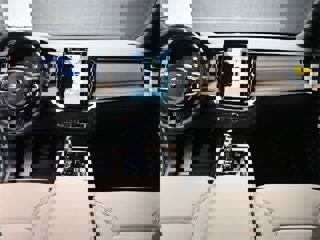 Used 2026 Volvo XC90 B6 Plus w/ Protection Package Premier image 9