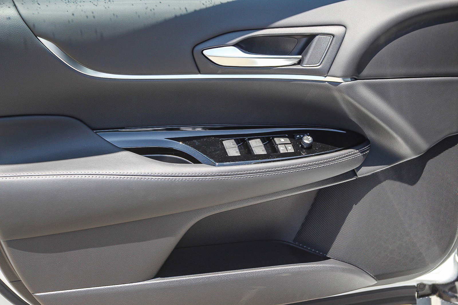 New 2025 Toyota Mirai XLE image 24