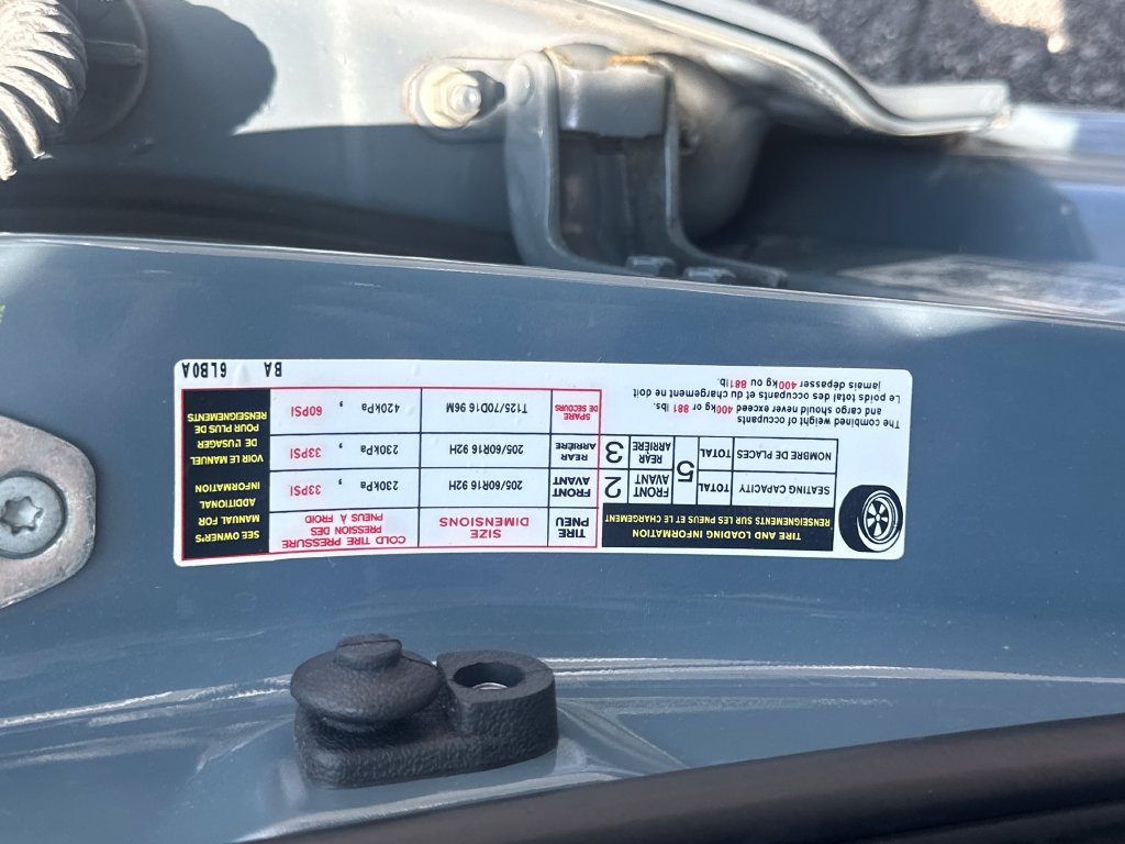 Used 2025 Nissan Sentra SV FWD image 34