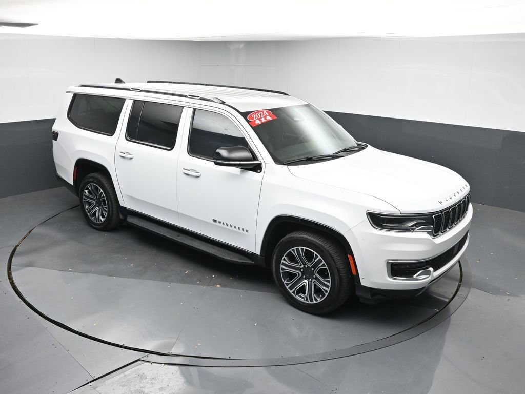 Used 2024 Jeep Wagoneer L Series II w/ Flexible Seating Group image 41