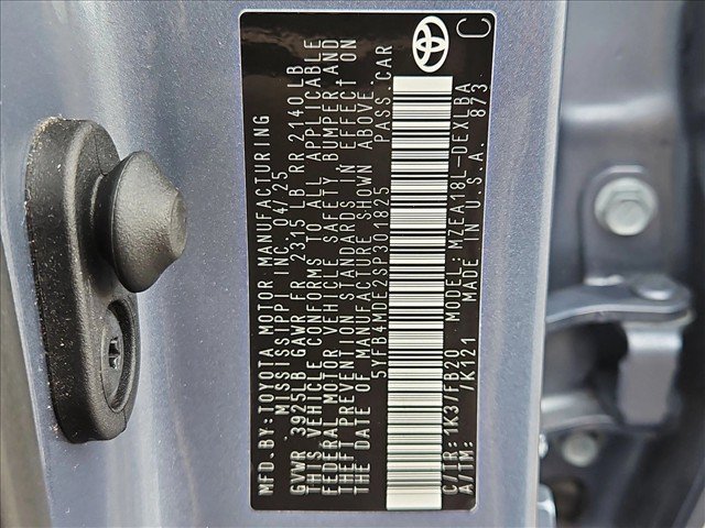 Used 2025 Toyota Corolla LE FWD image 17