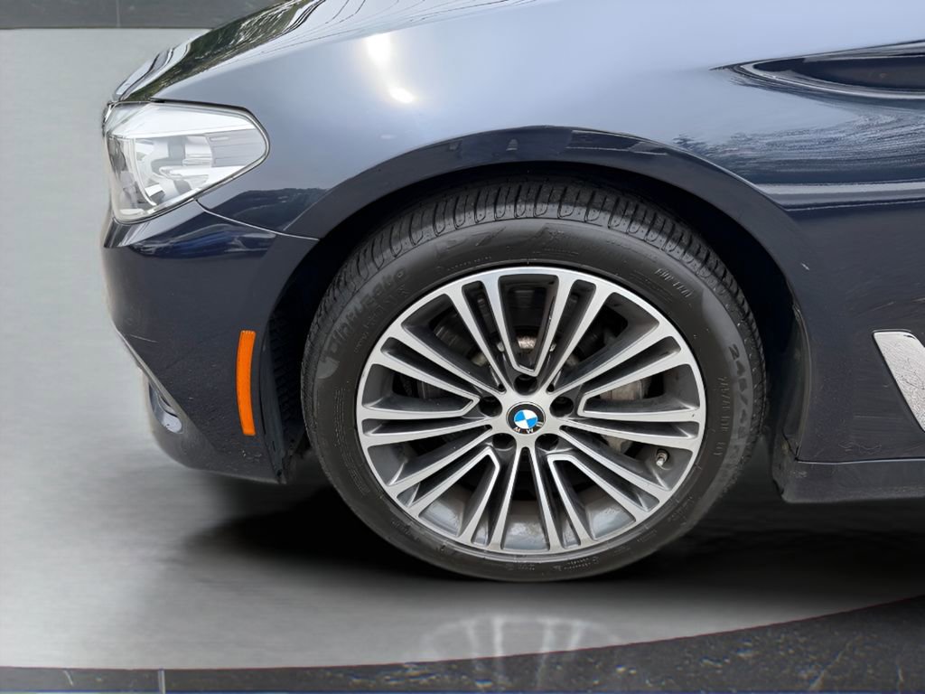 Used 2020 BMW 530i xDrive w/ Convenience Package AWD/4WD image 11