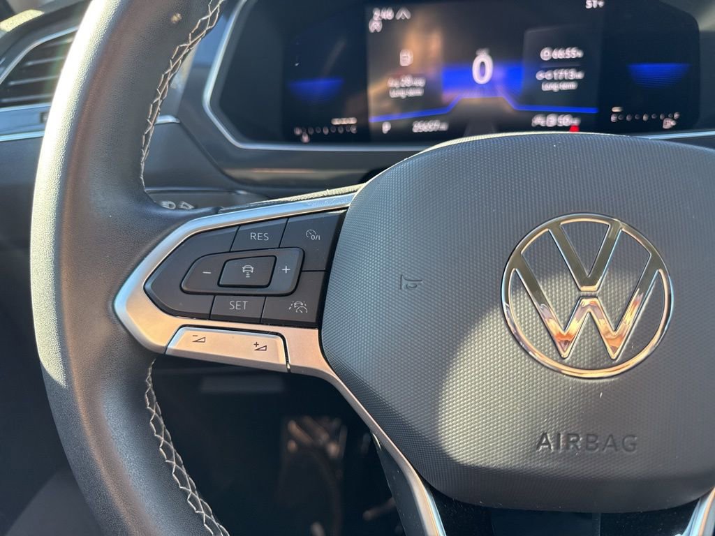 Used 2022 Volkswagen Tiguan S image 23