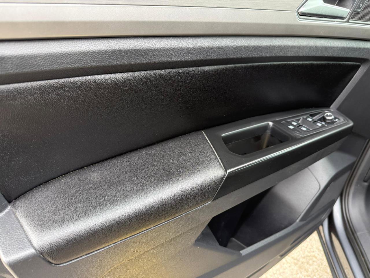 Used 2018 Volkswagen Atlas SE image 26