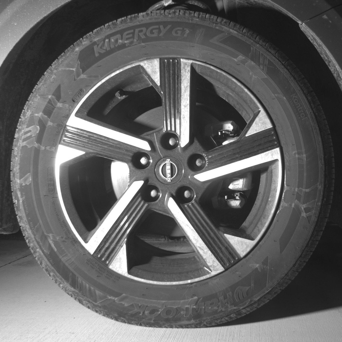 Used 2025 Nissan Sentra SV image 13