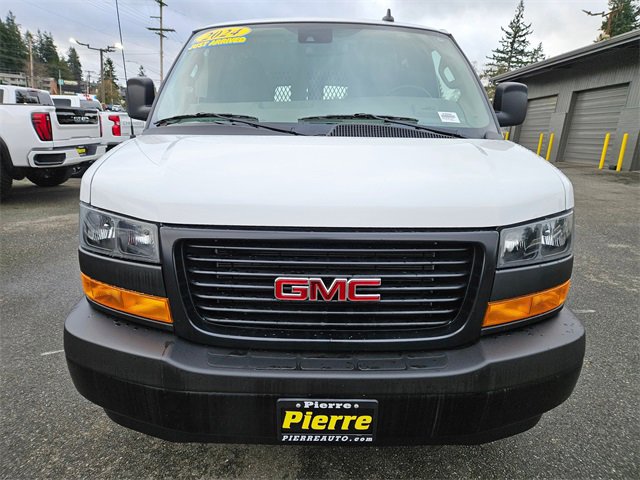 Used 2024 GMC Savana 2500 w/ Driver Convenience Package image 7