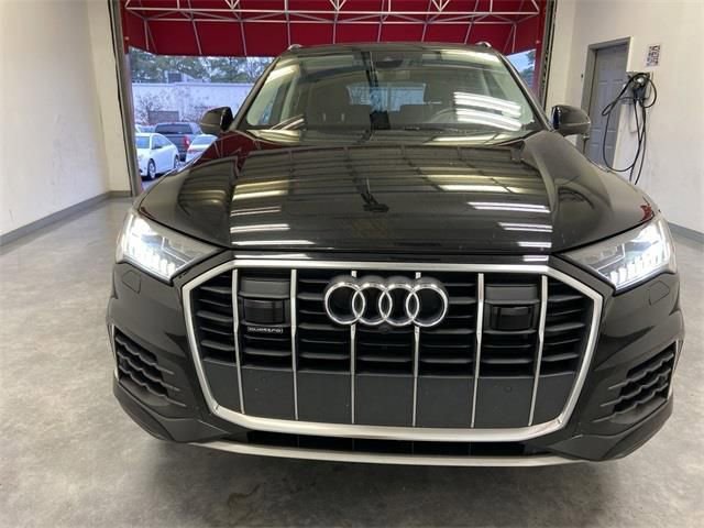 Used 2024 Audi Q7 3.0T Premium Plus image 12