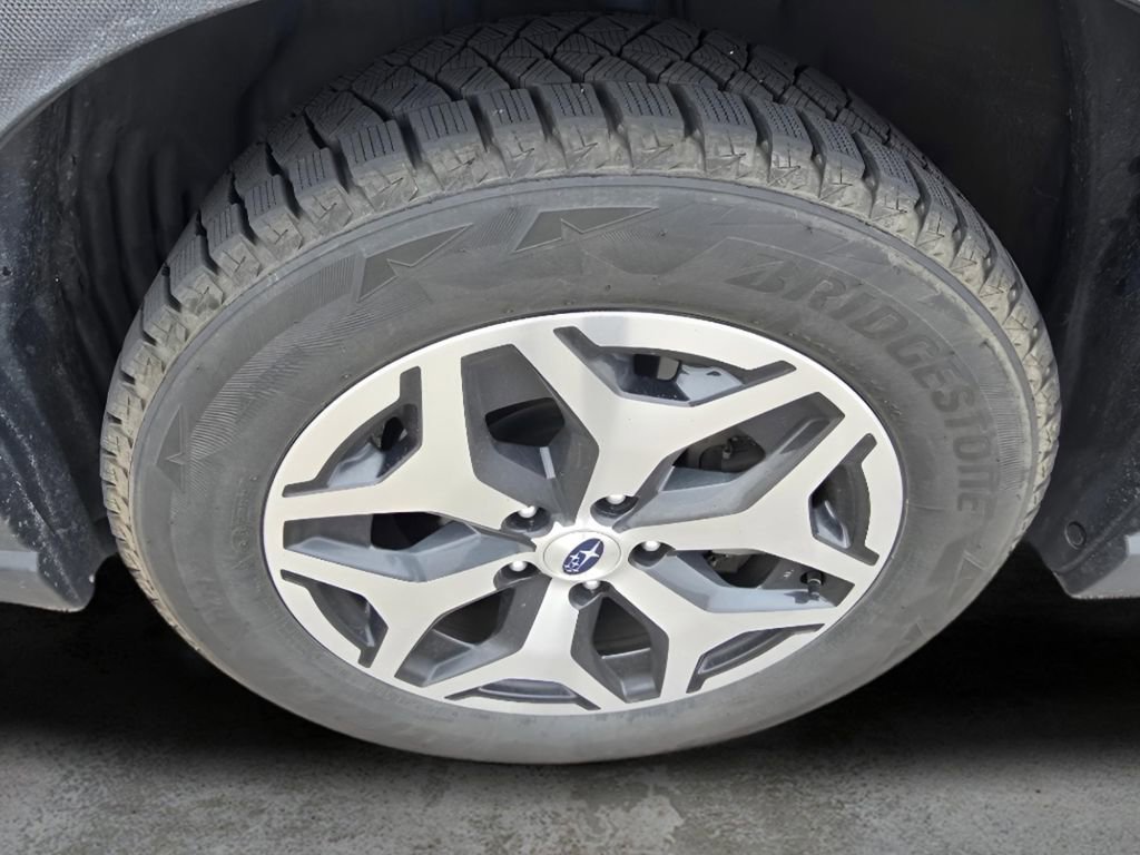 Used 2024 Subaru Forester Premium image 9