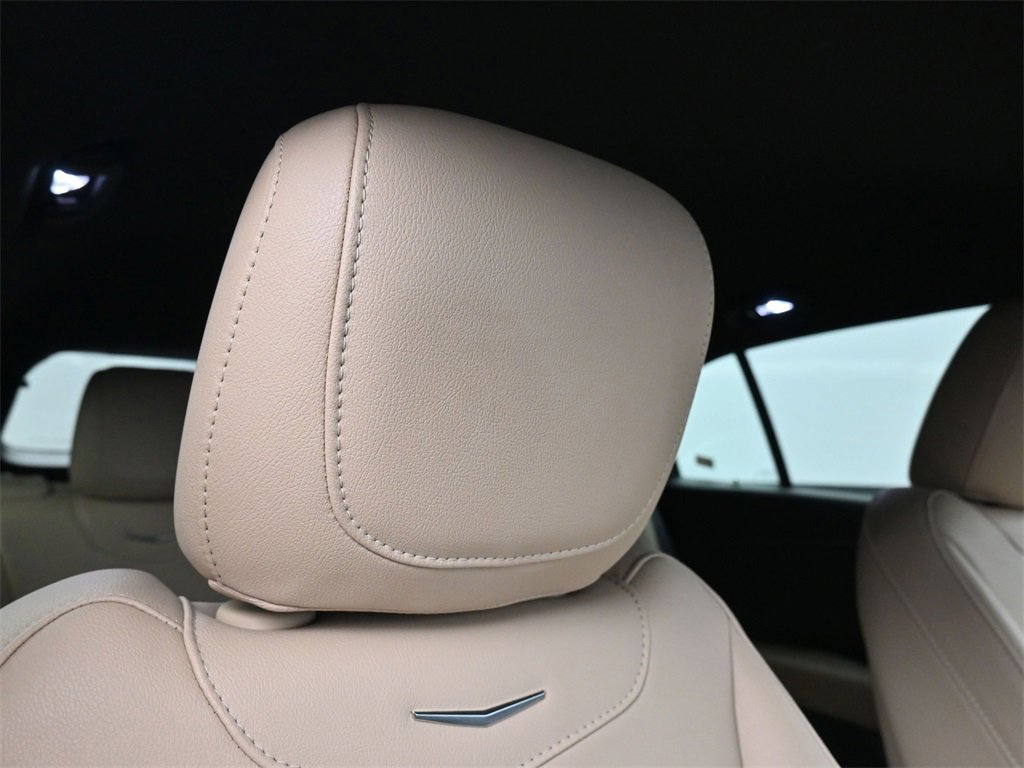 Certified 2024 Cadillac XT4 Luxury image 18