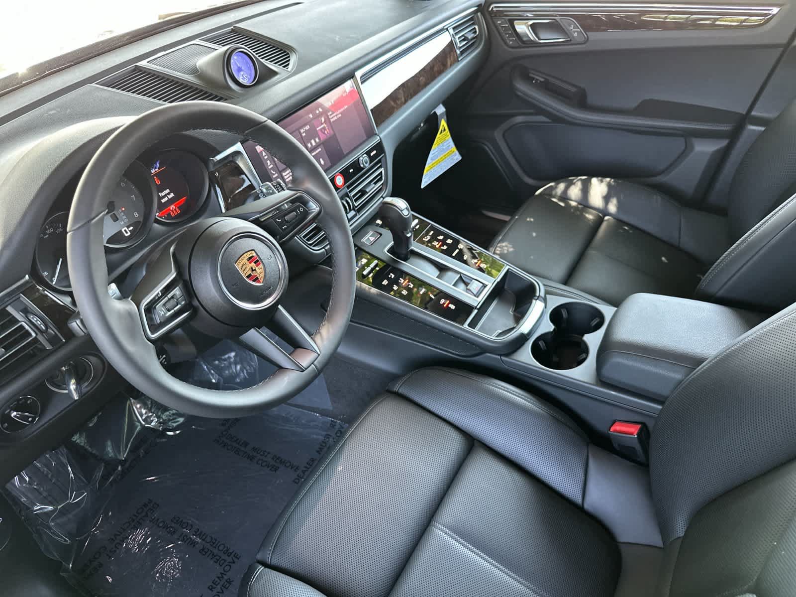 New 2026 Porsche Macan S AWD/4WD image 4
