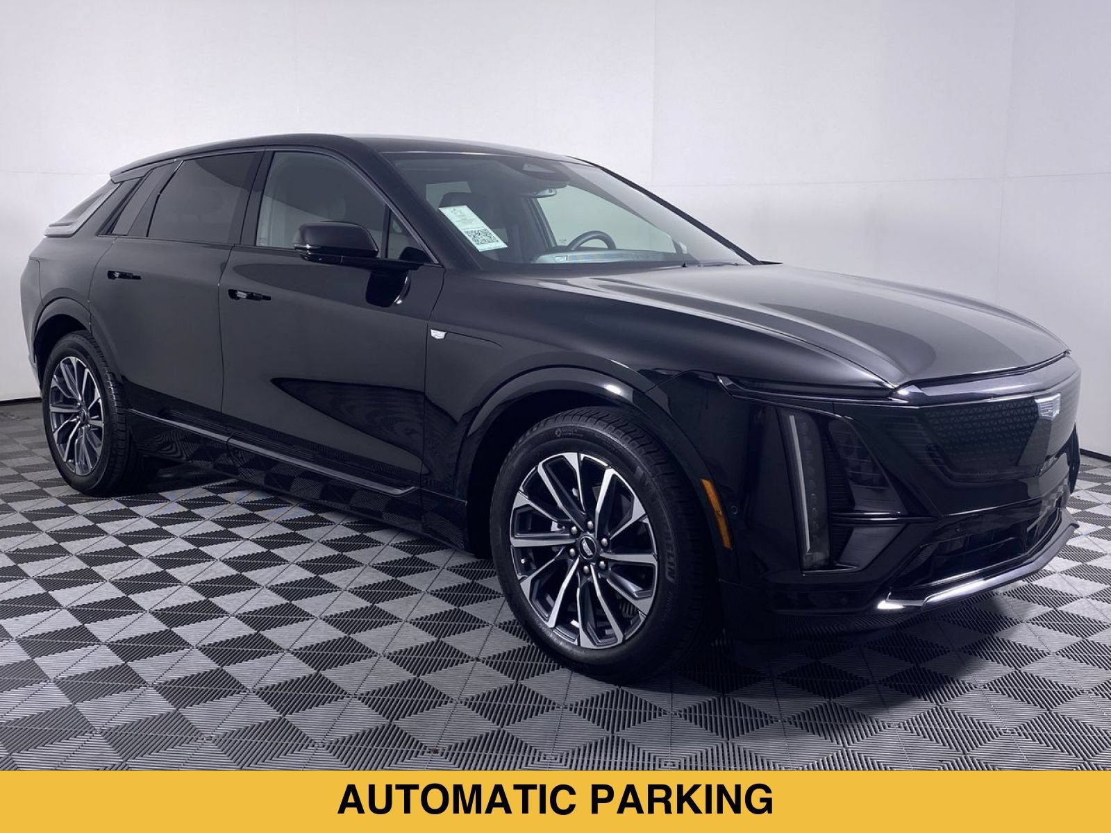 Certified 2024 Cadillac Lyriq Sport AWD/4WD image 20