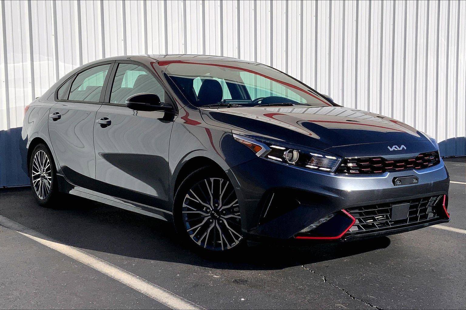 Used 2024 Kia Forte GT-Line w/ GT-Line Premium Package image 31