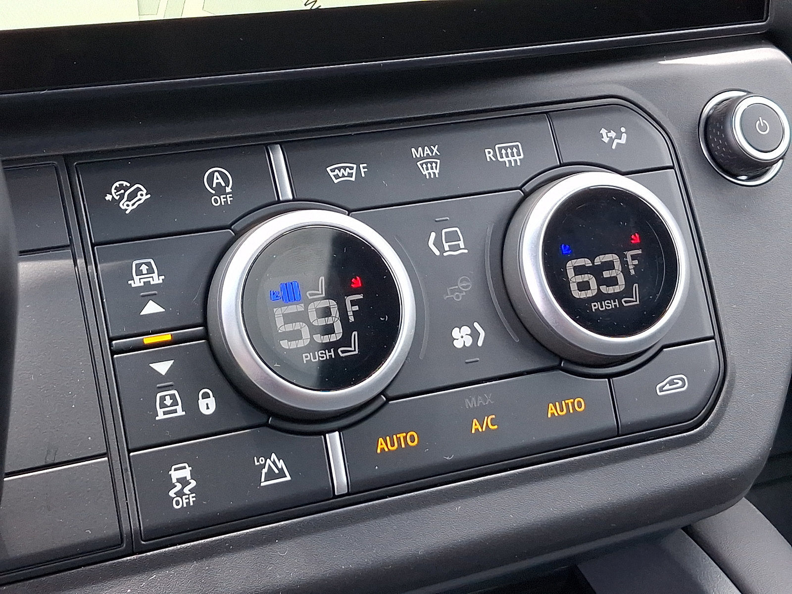 New 2026 Land Rover Defender 110 X-Dynamic SE AWD/4WD image 12