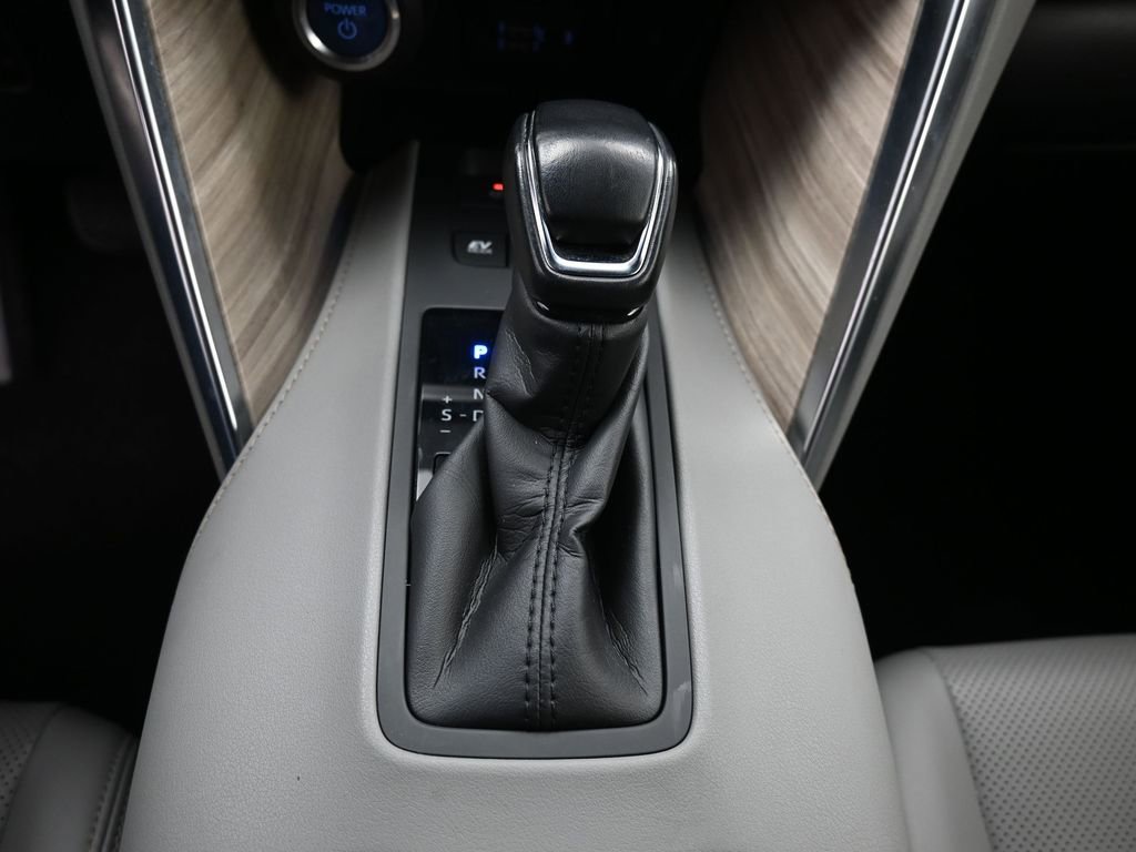 Used 2021 Toyota Venza XLE w/ Softex Package image 28