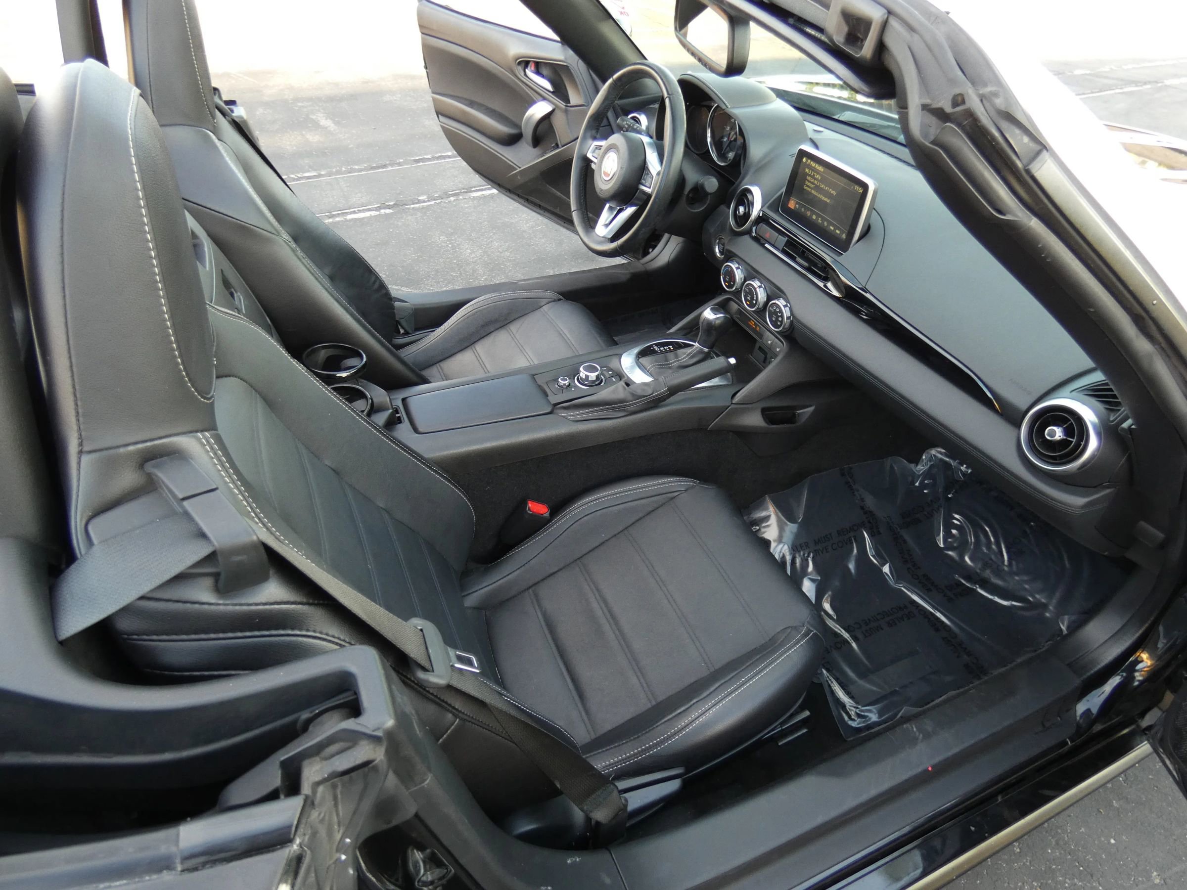 Used 2017 FIAT 124 Spider Lusso image 21