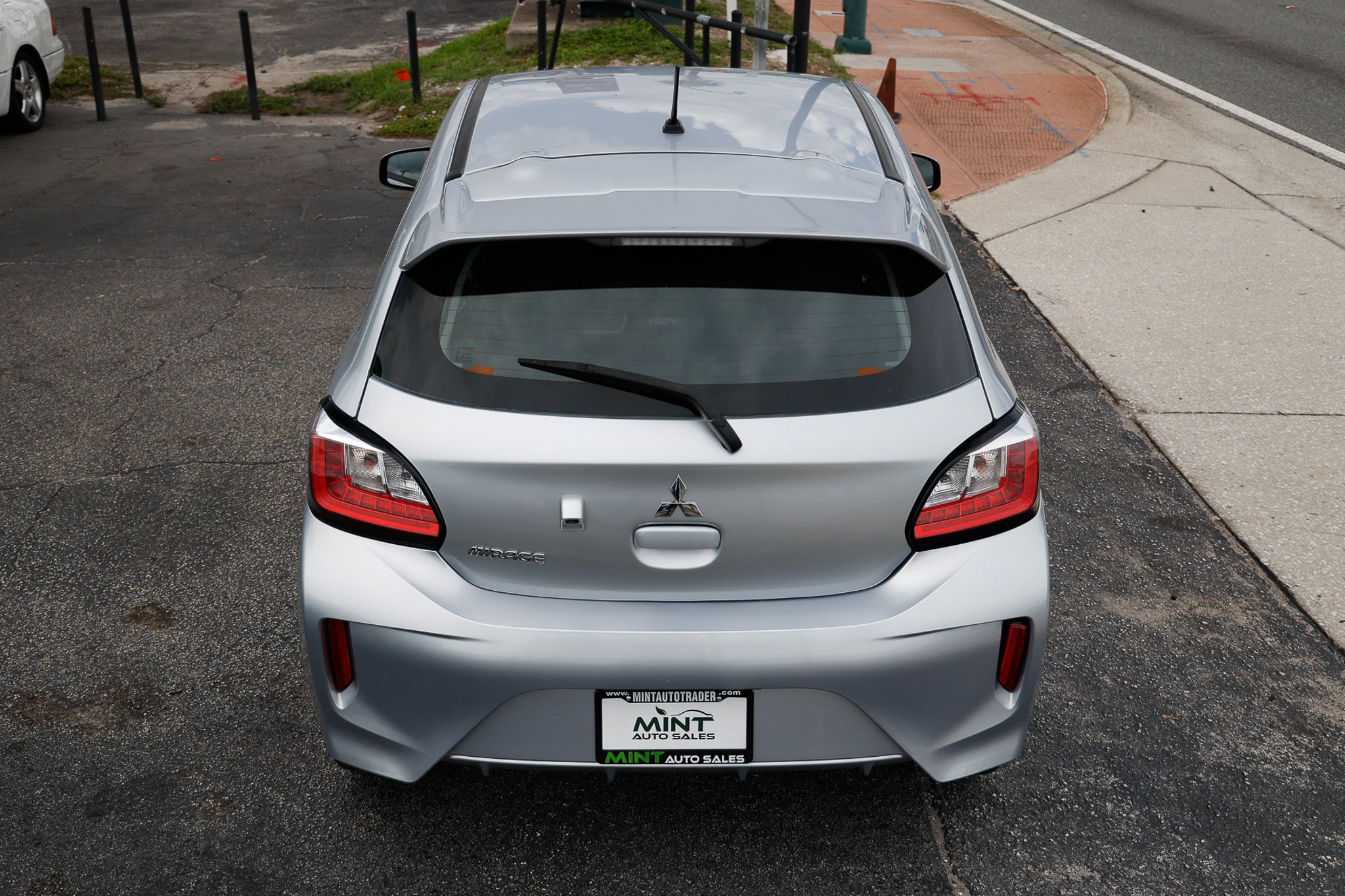 Used 2024 Mitsubishi Mirage ES FWD image 13