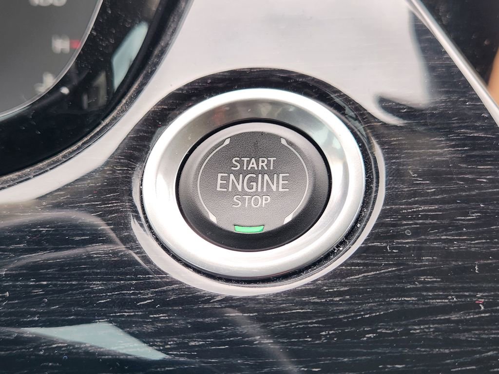 Used 2023 Cadillac XT6 Premium Luxury w/ Technology Package image 21