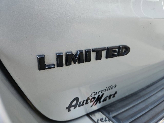 Used 2012 Jeep Grand Cherokee Limited w/ Luxury Group II image 23