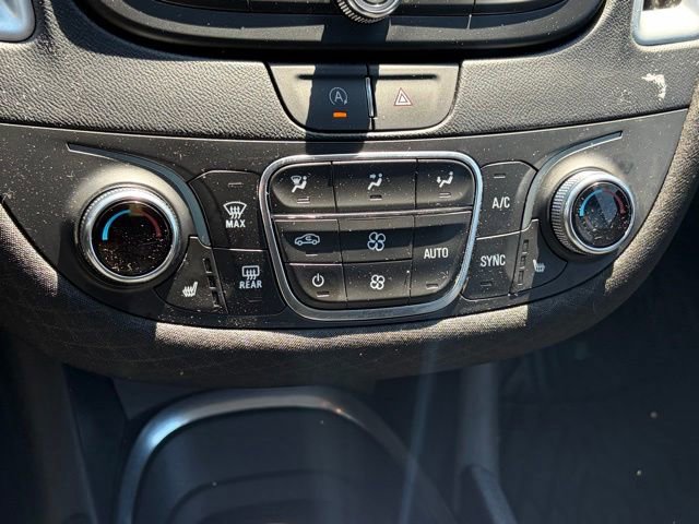 Used 2023 Chevrolet Malibu LT FWD image 21