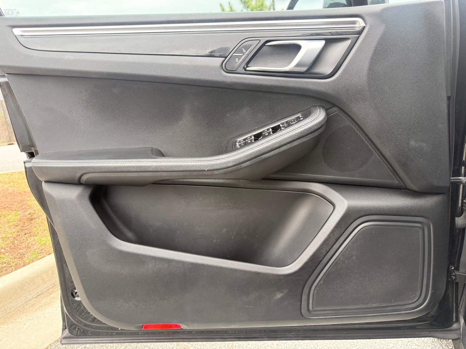 Used 2018 Porsche Macan Sport Edition image 42