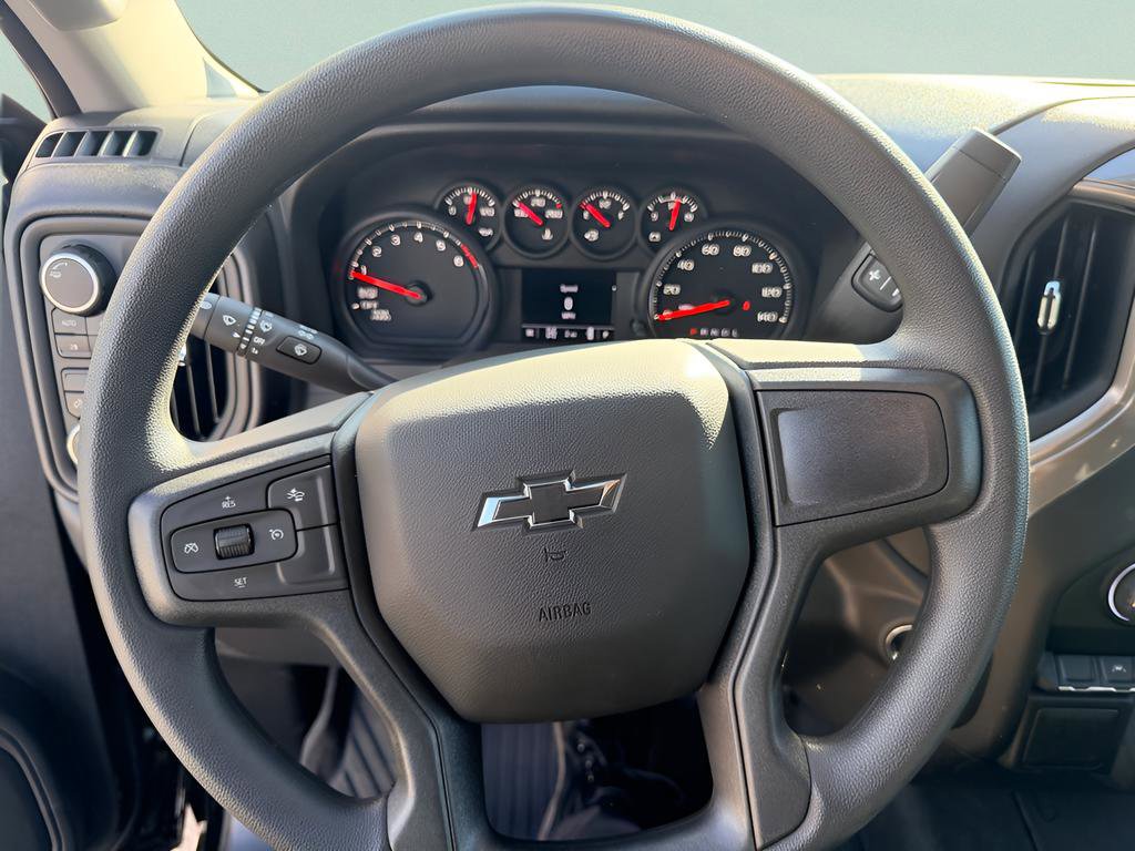 New 2026 Chevrolet Silverado 1500 Custom Trail Boss w/ LPO, Dark Essentials Package image 17