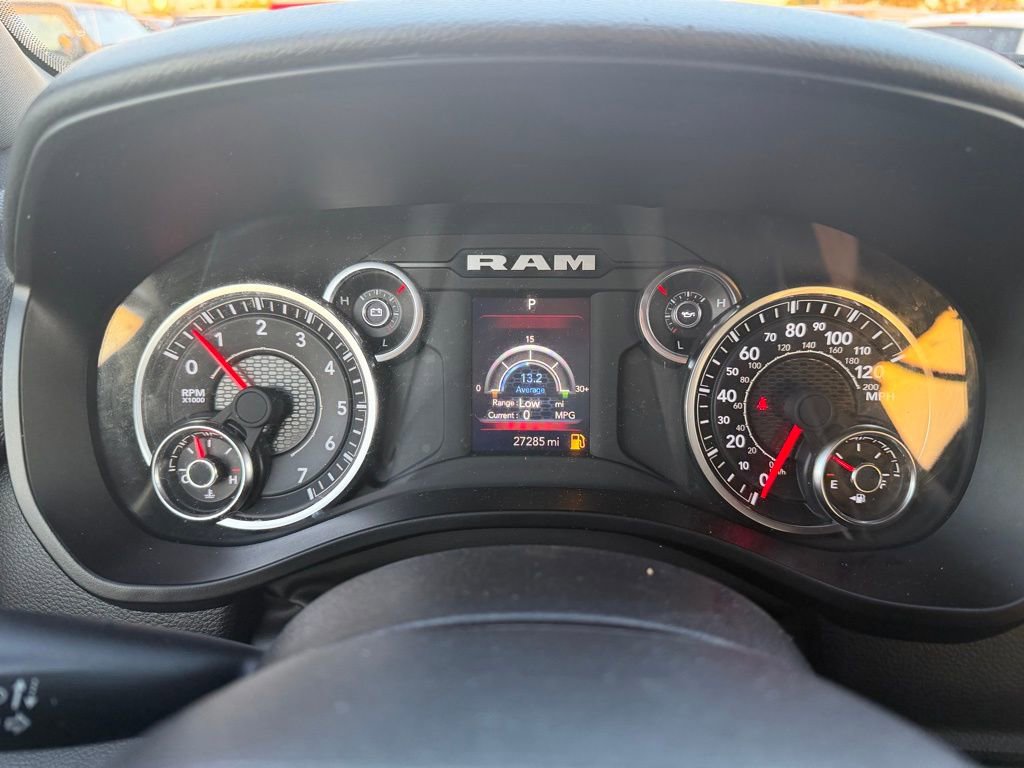 Used 2025 RAM 1500 Lone Star image 10